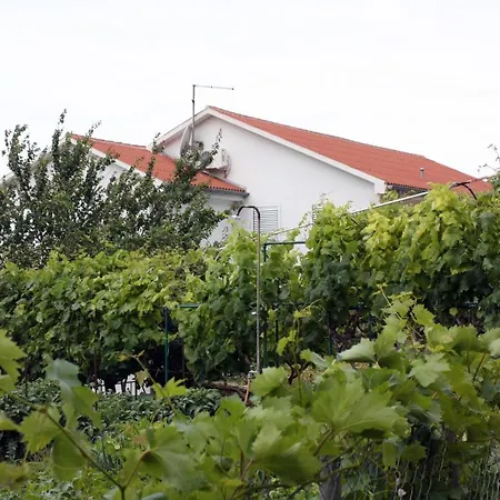 アパート With Parking Space Kampor, Rab - 5018 Kampor