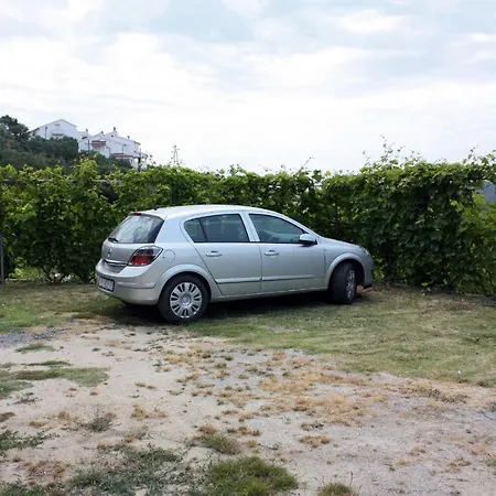 Apartment With Parking Space Kampor, Rab - 5018