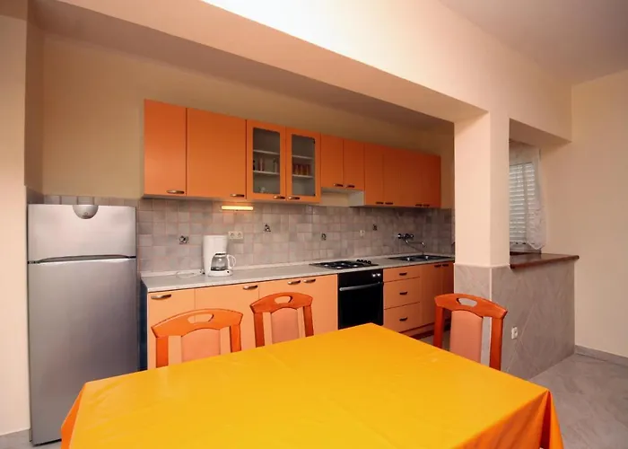 Apartamento With Parking Space Kampor, Rab - 5018 *